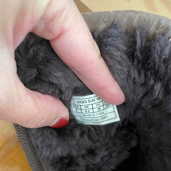UGG boots - Picture 5 of 5